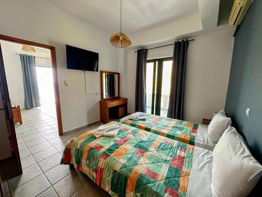 4Seasons Sfakia Apartment Khora Sfakion Bagian luar foto